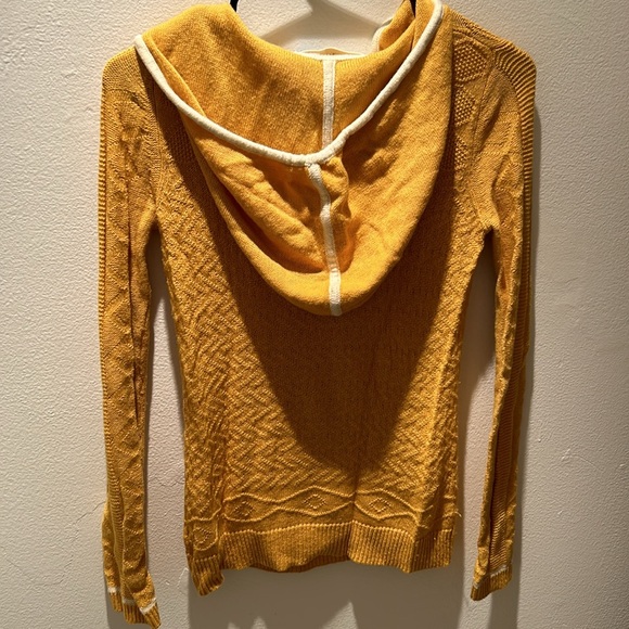💛 Sparrow 💛 Hooded Sweater - Picture 2 of 11